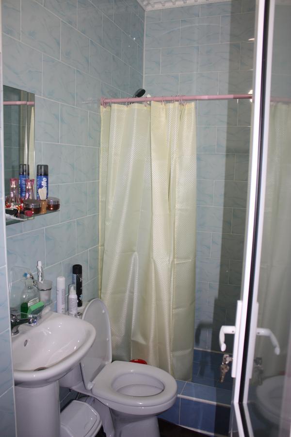 פיזונדה Viktoria Hotel מראה חיצוני תמונה